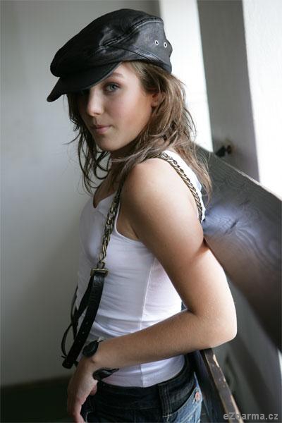 Ewa Farn� 5